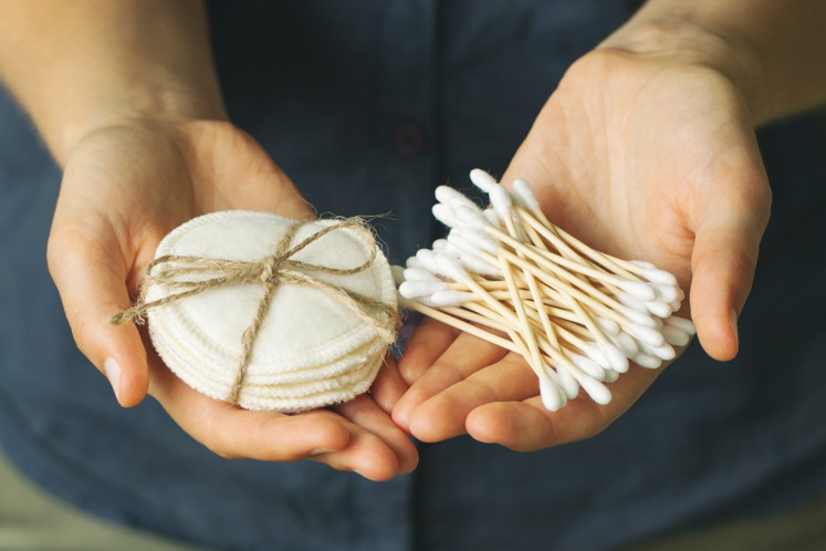 Reusable cotton pads and bamboo cotton buds.
