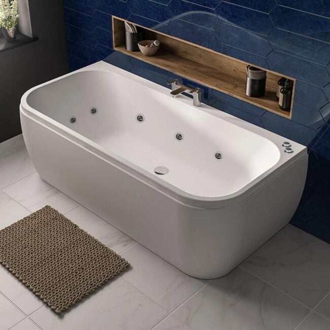 What is a Whirlpool Bath?