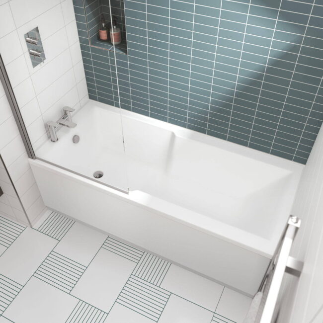 What are the best baths for small bathrooms?