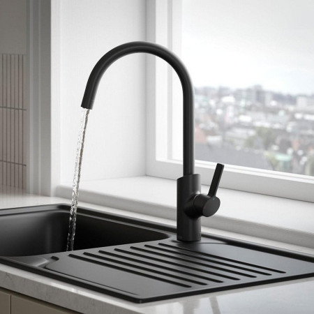 Black Kitchen Taps