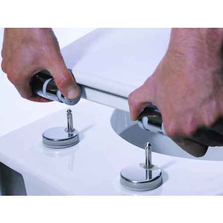 How to Replace a Toilet Seat