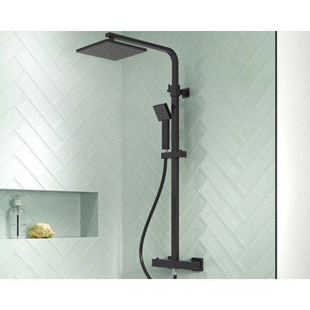 Nuie Windon Showers