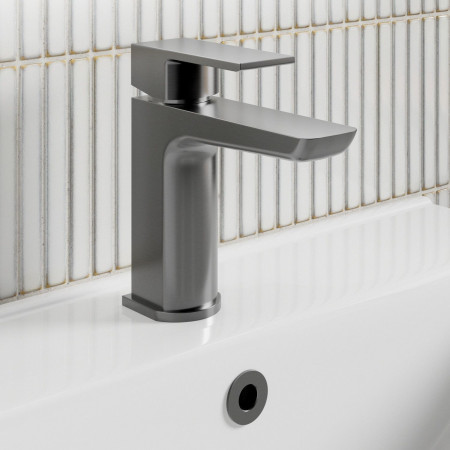 Vantara Warp Bathroom Taps