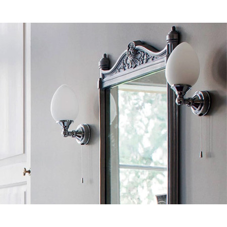 Traditional Bathroom Mirrors