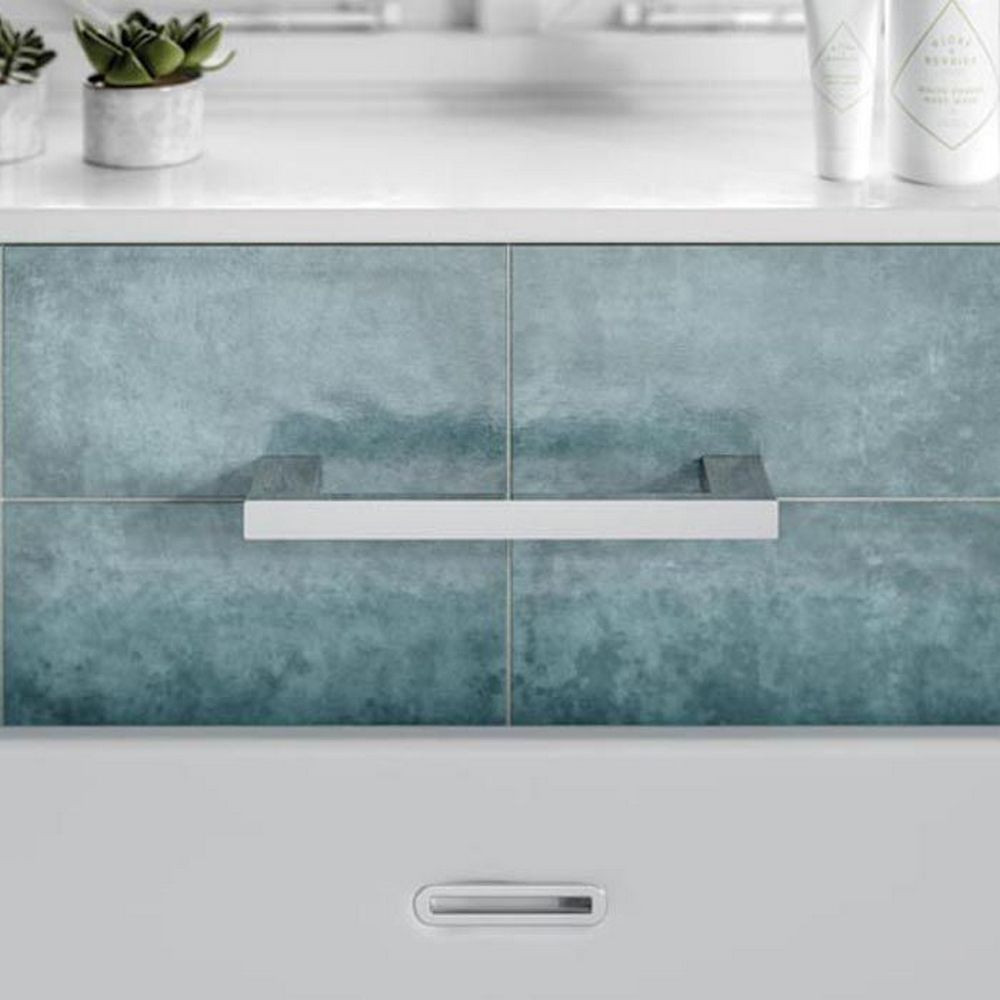 HIB Atto Chrome Grab Bar