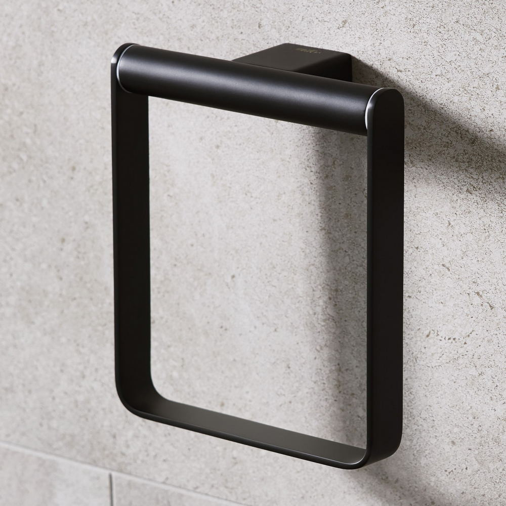 Miller Miami Black Towel Ring
