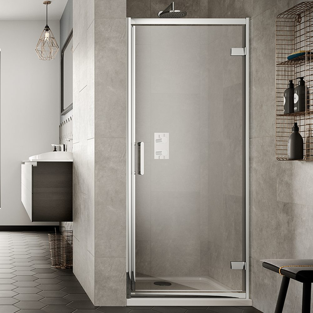 Vantara 8 760mm Chrome Hinged Shower Door