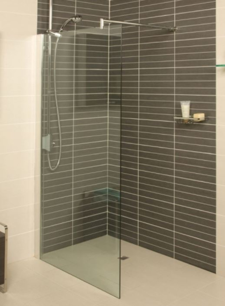 Roman Embrace 1400mm Wetroom Corner Panel