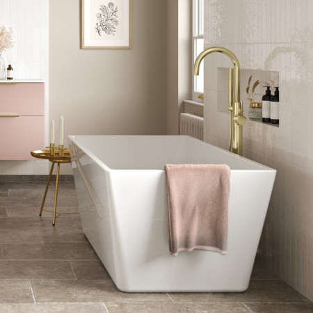 AJAX104115 Ajax Tumby 1600 x 750mm Freestanding Bath Lifestyle