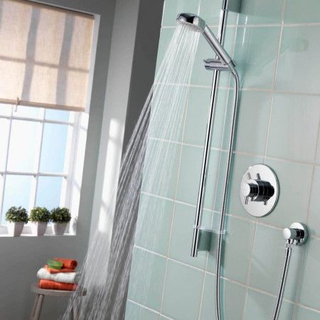 ASP001CA Aqualisa Aspire Concealed Shower with Adjustable 105mm Harmony Head Lifestyle
