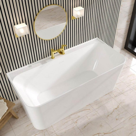 33.0060 Beaufort Brockland Square 1600 x 750mm Freestanding Bath Lifestyle