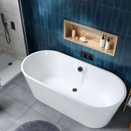 33.0062 Beaufort Bromley 1590 x 750mm Freestanding Bath Lifestyle