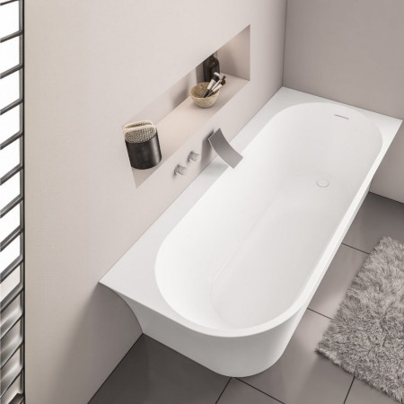 33.0056 Beaufort Radcot 1650 x 750mm White Right Handed Freestanding Bath Lifestyle