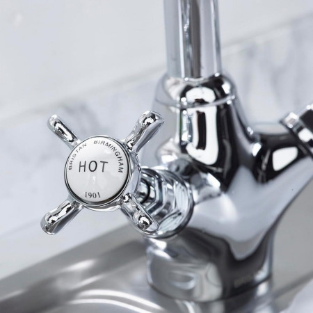 N SNK EF C Bristan 1901 Easyfit Sink Mixer in Chrome Hot Handle Indice Close Up