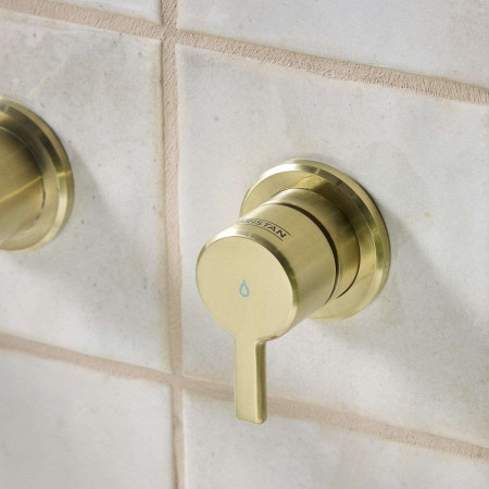 AL 3TH WMBF BB Bristan Altum 3TH Wall Mounted Bath Filler in Brushed Brass Cold Lever Handle Close Up