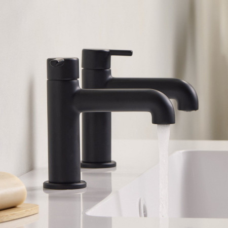 AL1/2BLK Bristan Altum Basin Taps in Black Close Up