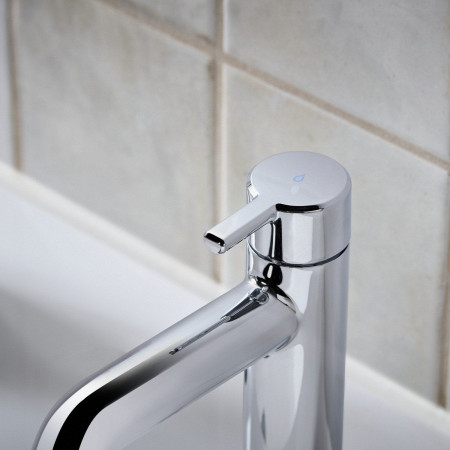AL 1/2 C Bristan Altum Basin Taps in Chrome Lever Handle Close Up