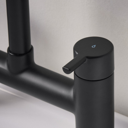 ALBFBLK Bristan Altum Bath Filler in Black Cold Lever Handle Close Up