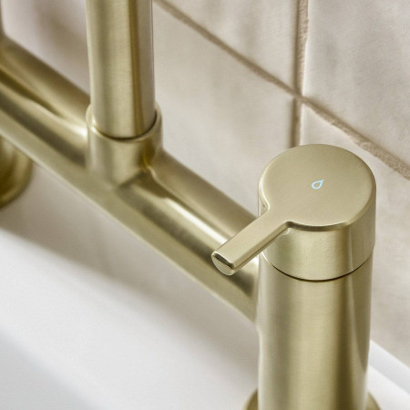 ALBFBB Bristan Altum Bath Filler in Brushed Brass Cold Lever Close Up