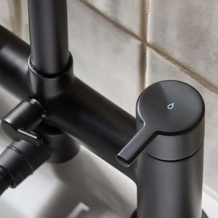 ALBSMBLK Bristan Altum Bath Shower Mixer in Black Cold Lever Close Up