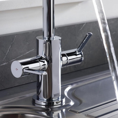 CSH EFSNK C Bristan Cashew Easy fit Twin Lever Sink Mixer Lever Handles Close Up