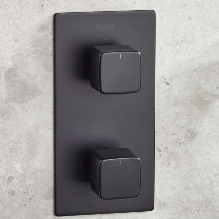 COBALTBLKSHWRPK2 Bristan Cobalt Black Concealed Shower Pack with Fixed Head and Handset Shower Valve Close Up