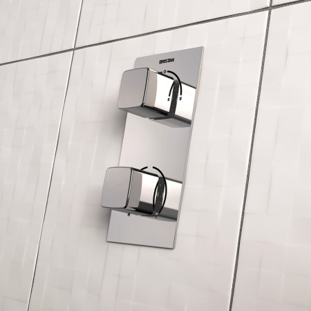 COB SHCDIV C Bristan Cobalt Thermostatic Dual Control Chrome Recessed Shower Valve with Diverter Lifestyle