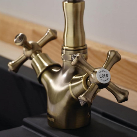 K SNK EF ABRZ Bristan Colonial Easyfit Sink Mixer Antique Bronze Cold Handle Detailing