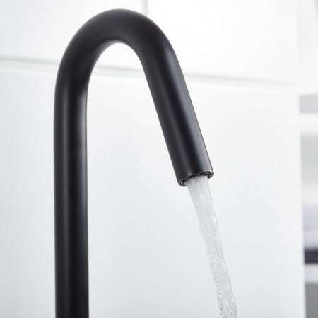 CRU BAS BLK Bristan Cruzar Basin Mixer with Waste in Black Spout Close Up