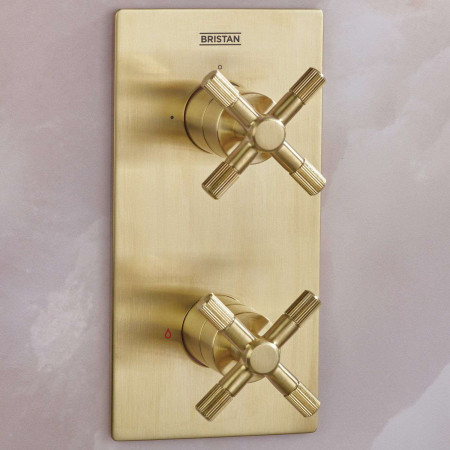 CRUZAR BB SHWR PK2 Bristan Cruzar Brushed Brass Concealed Shower with Fixed Head and Handset Shower Valve