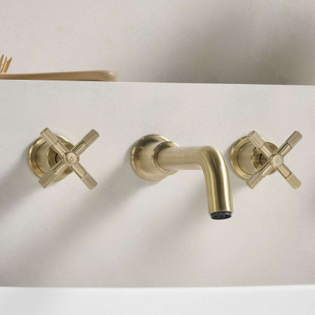 CRU 3TH WMBF BB Bristan Cruzar Wall Mounted 3TH Bath Filler in Brushed Brass Close Up