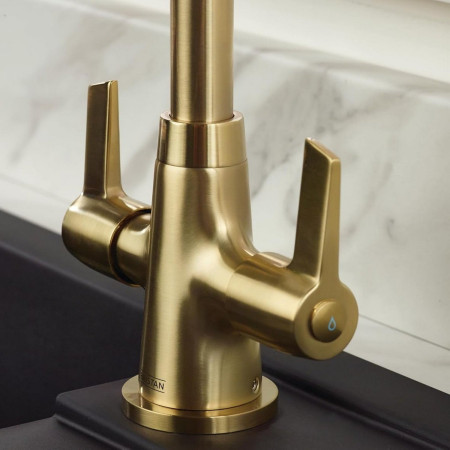 EC SNK EF BB Bristan Echo Brushed Brass Easy Fit Mono Sink Mixer Lever Handles Close Up