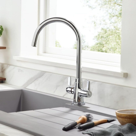EC SNK EF C Bristan Echo Easy Fit Sink Mixer Lifestyle