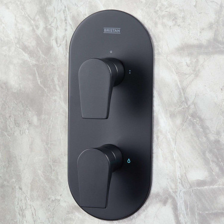 HOURGLASSBLKSHWRPK2 Bristan Hourglass Concealed Black Dual Control Shower Pack Shower Valve Close Up