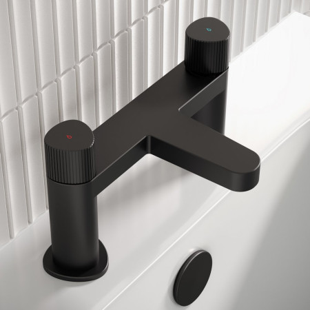 LISBFBLK Bristan Liso Black Bath Filler Switched Off