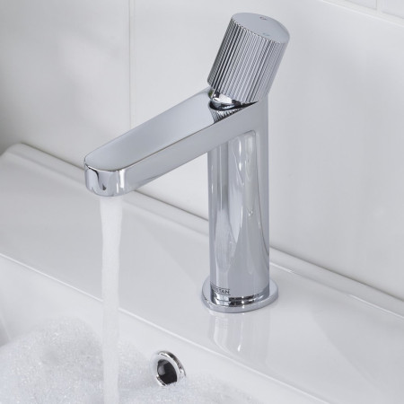 LISBASC Bristan Liso Chrome Basin Mixer with Clicker Waste Switched On