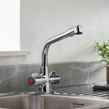 MH SNK EF C Bristan Manhattan Chrome Easyfit Sink Mixer Lifestyle
