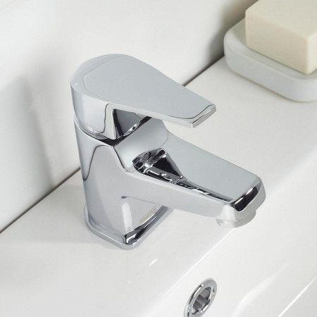 NVA BAS C Bristan Niva Basin Mixer with Clicker Waste Chrome Close Up