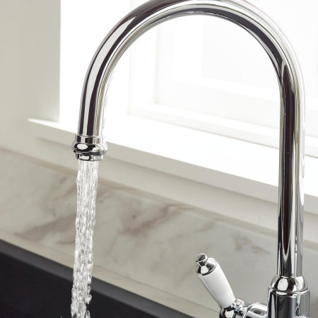 RSSNKEFC Bristan Renaissance Easyfit Sinker Mixer in Chrome Spout Close Up