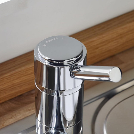 RU SNK EFC Bristan Ruby Easyfit Monobloc Chrome Kitchen Sink Mixer Tap Lever Handle Close Up