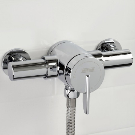 SOQ3 SHXAR C Bristan Sonique3 Thermostatic Chrome Exposed Shower Valve Closeup