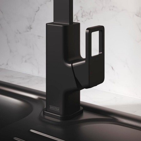 SPREFSNKBLK Bristan Spruce Easyfit Kitchen Sink Mixer in Black Lever Handle