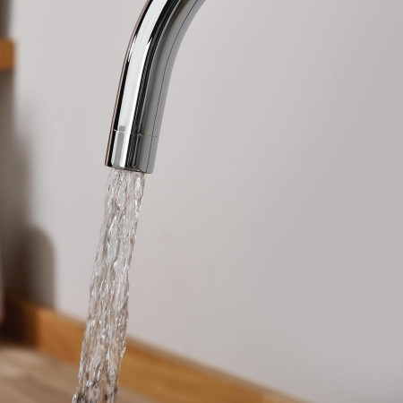 TNG EFSNK C Bristan Tangerine Easyfit Monobloc Sink Mixer Chrome Spout Close Up