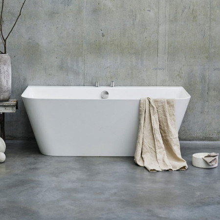 N3BCS Britton Patinato Grande 1690 x 800mm Freestanding Bath Lifestyle