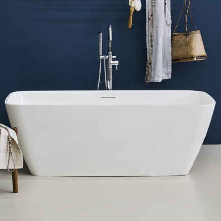 N6D Britton Vicenza Piccolo 1600 x 750mm Freestanding Bath Lifestyle
