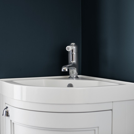 Burlington Corner 430mm Vanity Unit with Quattrocast Corner Basin in Matt White Close Up
