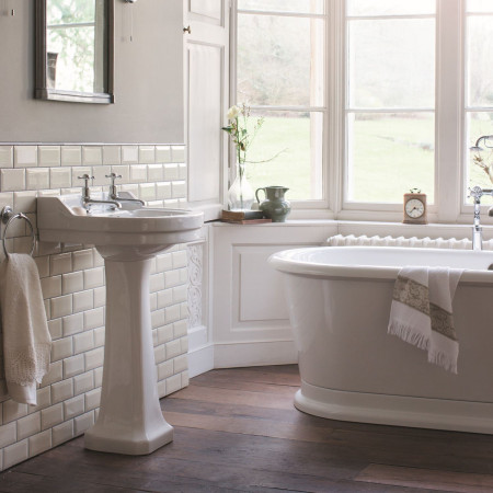 Burlington Edwardian Round 560mm Basin and Regal Pedestal Lifestyle