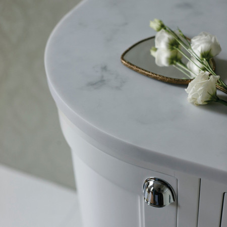 FC3W Burlington Freestanding 980mm Matt White Curved Right Handed Vanity Unit with Basin Carrara Worktop Close Up
