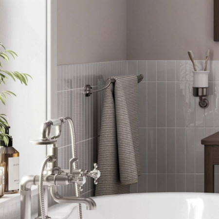 GU023L Burlington Guild Brushed Nickel 450mm Single Towel Rail Lifestyle