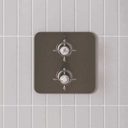 GUSHOWERPACKSQ2L Burlington Guild Brushed Nickel Concealed Thermostatic Shower Valve with Fixed Head Close Up